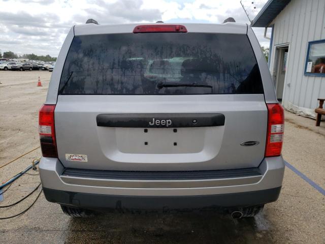 Photo 5 VIN: 1C4NJPBA4GD613193 - JEEP PATRIOT SP 