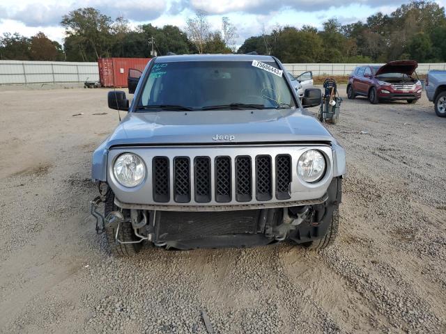 Photo 4 VIN: 1C4NJPBA4GD642564 - JEEP PATRIOT 