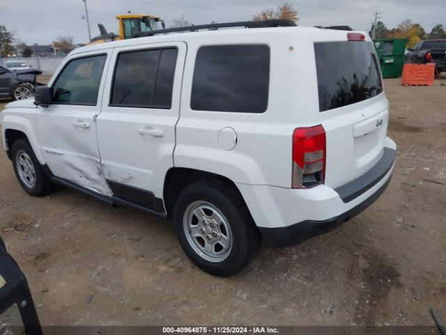 Photo 2 VIN: 1C4NJPBA4GD769461 - JEEP PATRIOT 