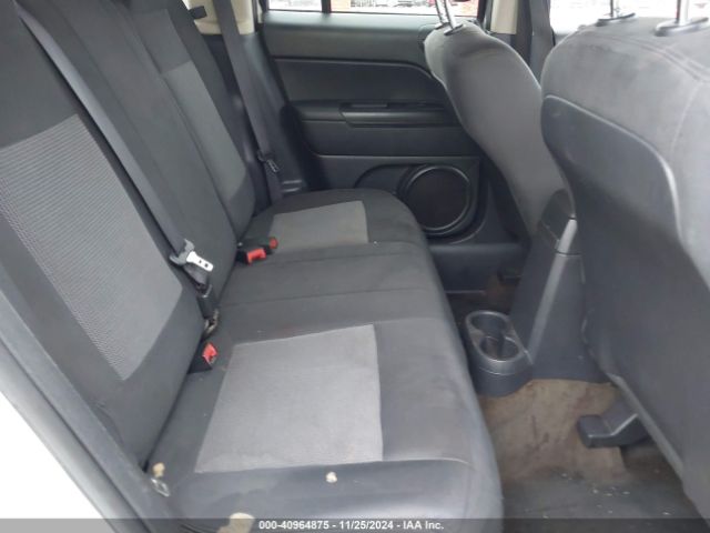 Photo 7 VIN: 1C4NJPBA4GD769461 - JEEP PATRIOT 