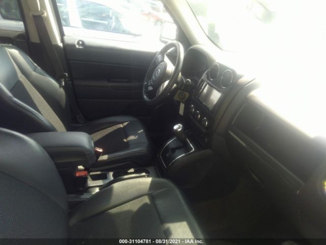 Photo 4 VIN: 1C4NJPBA4HD118008 - JEEP PATRIOT 