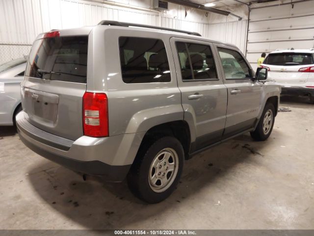 Photo 3 VIN: 1C4NJPBA5FD164167 - JEEP PATRIOT 