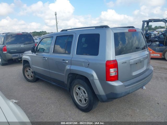 Photo 2 VIN: 1C4NJPBA5FD285460 - JEEP PATRIOT 