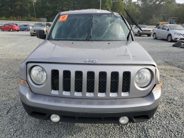 Photo 4 VIN: 1C4NJPBA5GD640967 - JEEP PATRIOT SP 