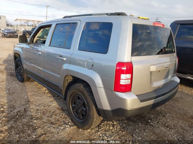 Photo 2 VIN: 1C4NJPBA5GD734735 - JEEP PATRIOT 