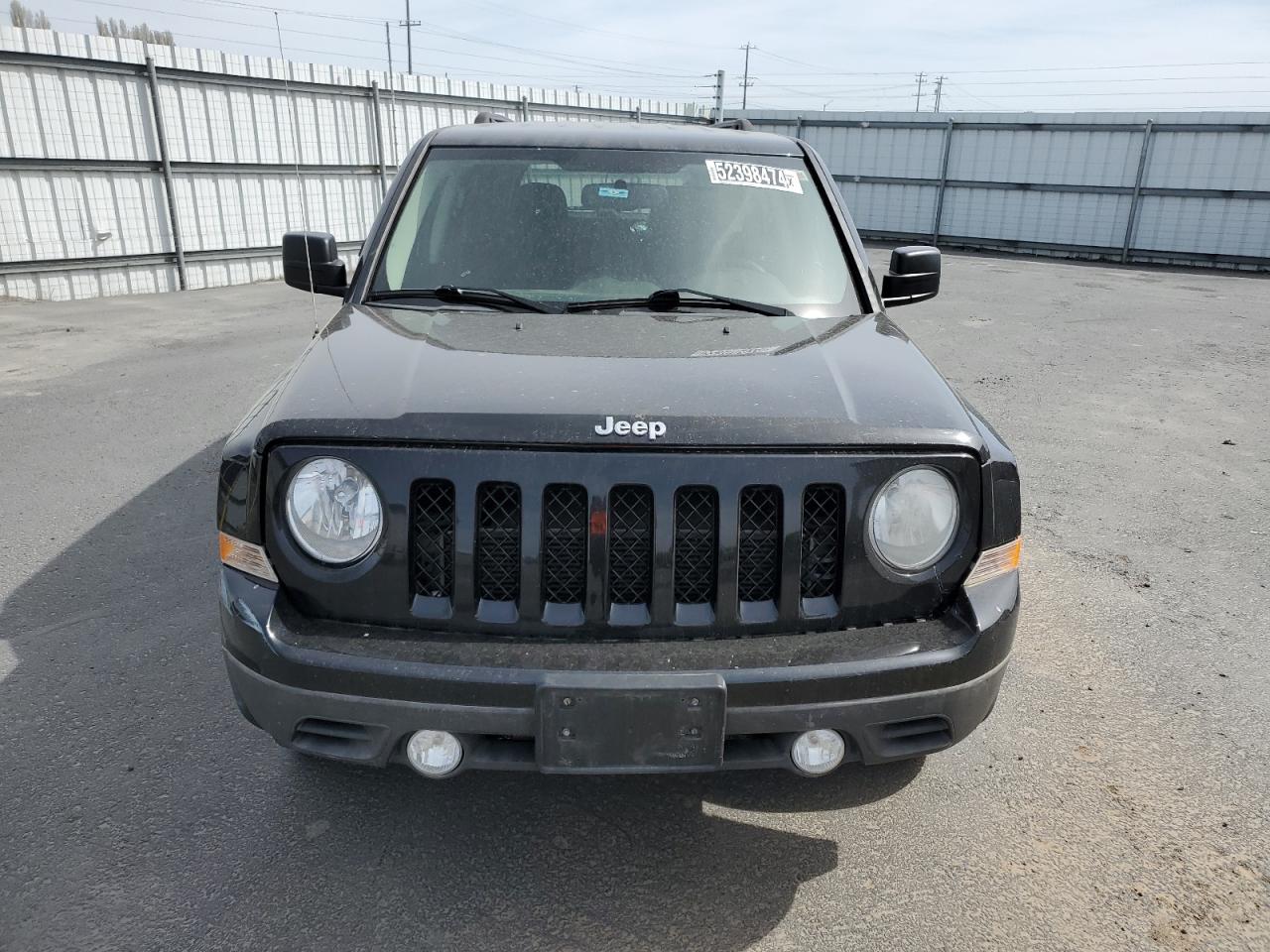 Photo 4 VIN: 1C4NJPBA5GD765869 - JEEP LIBERTY (PATRIOT) 