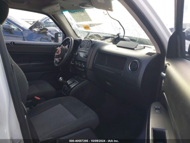 Photo 4 VIN: 1C4NJPBA5HD118194 - JEEP PATRIOT 