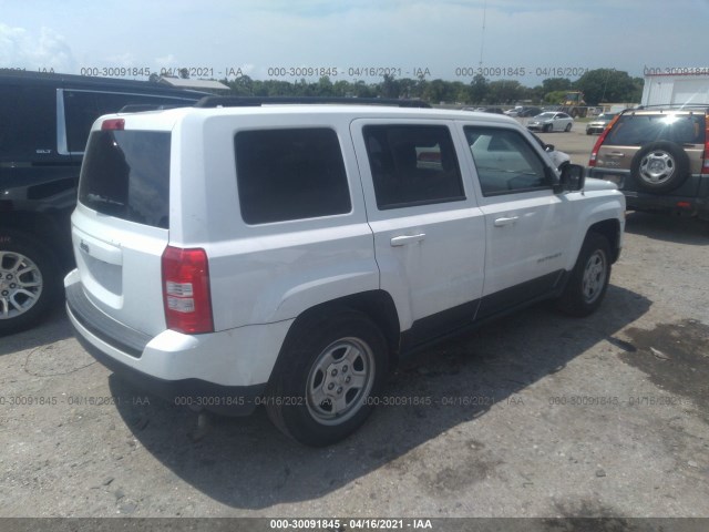 Photo 3 VIN: 1C4NJPBA6DD186479 - JEEP PATRIOT 