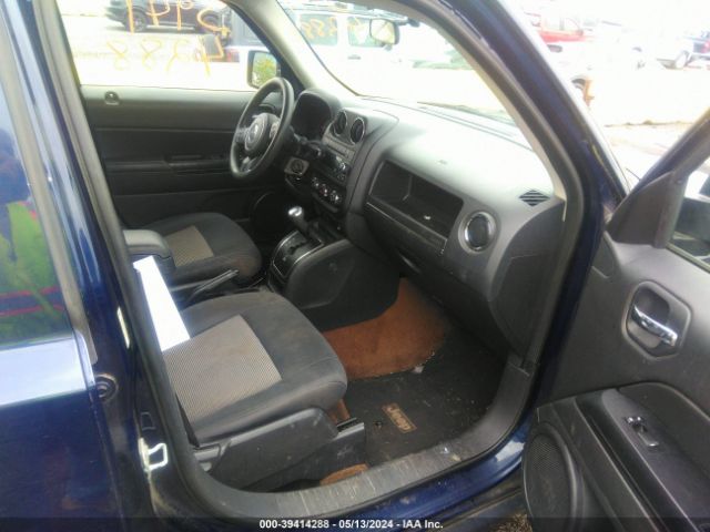 Photo 4 VIN: 1C4NJPBA6ED779373 - JEEP PATRIOT 