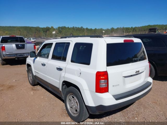 Photo 2 VIN: 1C4NJPBA6FD341101 - JEEP PATRIOT 