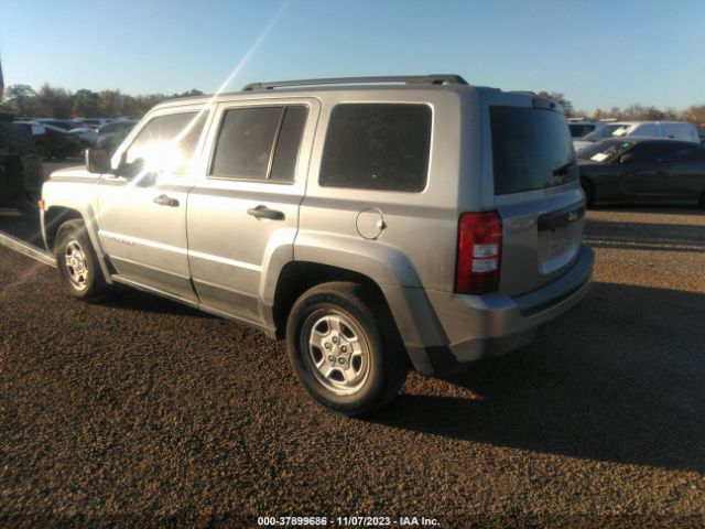 Photo 2 VIN: 1C4NJPBA6GD741399 - JEEP PATRIOT 