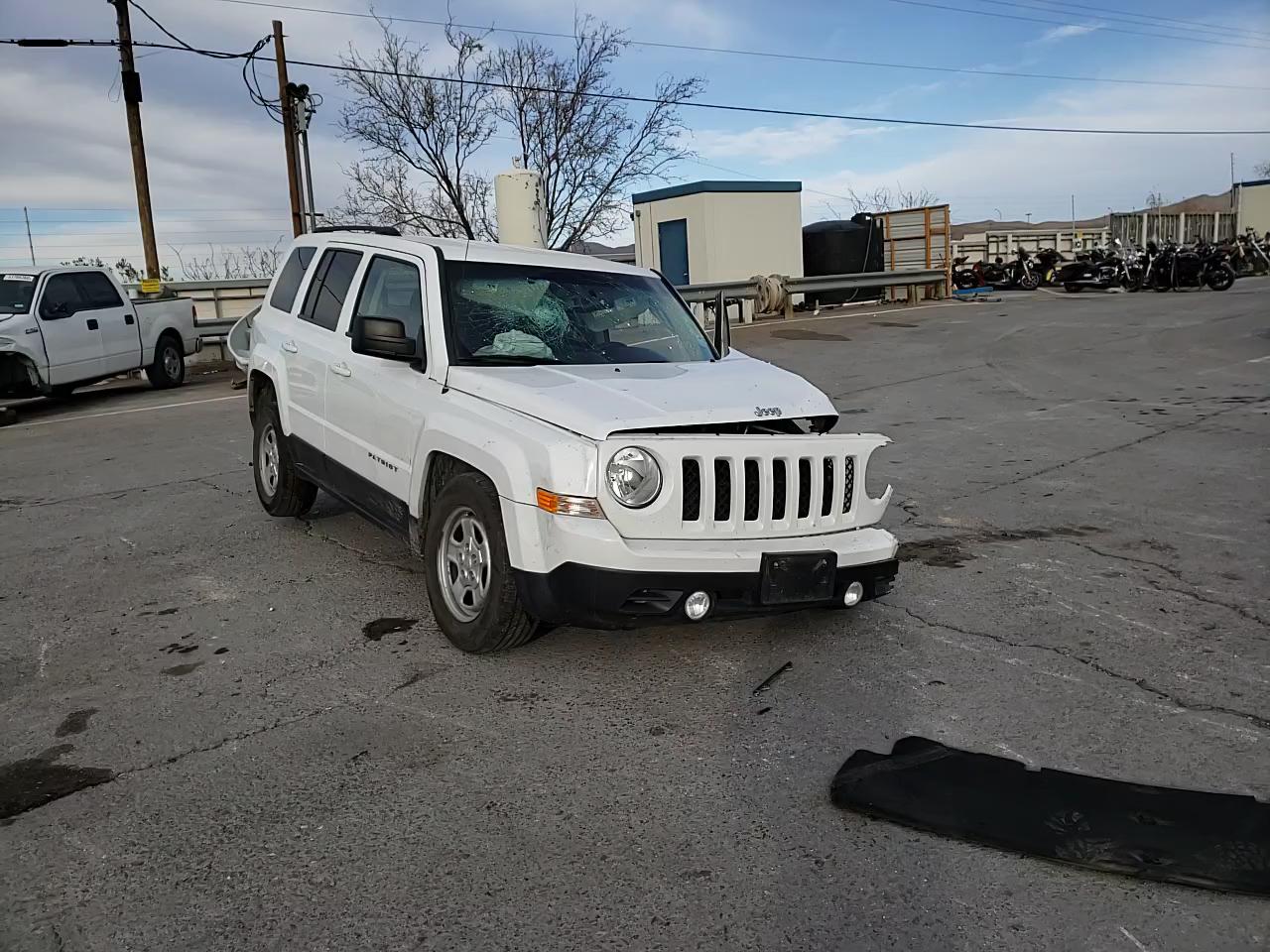 Photo 10 VIN: 1C4NJPBA6GD810608 - JEEP PATRIOT SP 