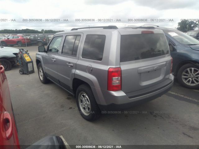 Photo 2 VIN: 1C4NJPBA6GD812665 - JEEP PATRIOT 