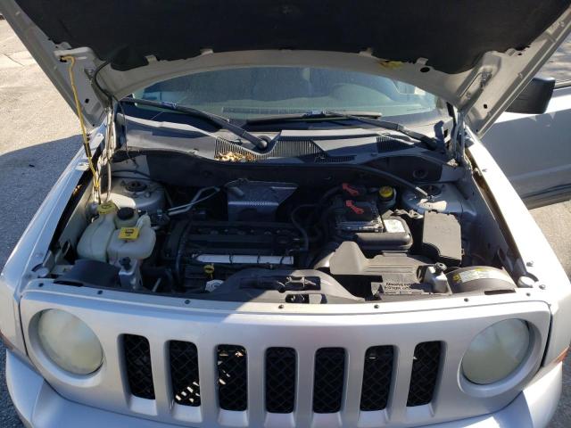 Photo 11 VIN: 1C4NJPBA7CD518976 - JEEP PATRIOT SP 