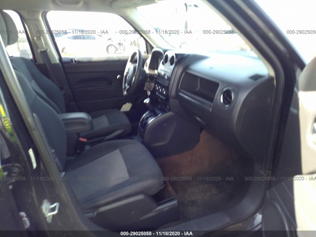 Photo 4 VIN: 1C4NJPBA7FD220304 - JEEP PATRIOT 