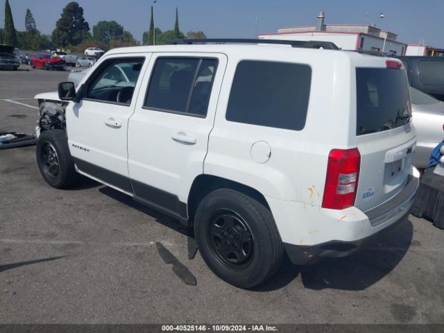 Photo 2 VIN: 1C4NJPBA7FD428277 - JEEP PATRIOT 