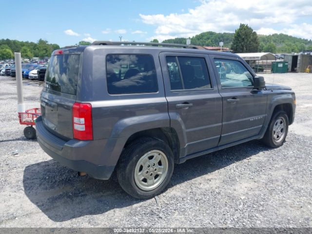 Photo 3 VIN: 1C4NJPBA7GD669371 - JEEP PATRIOT 