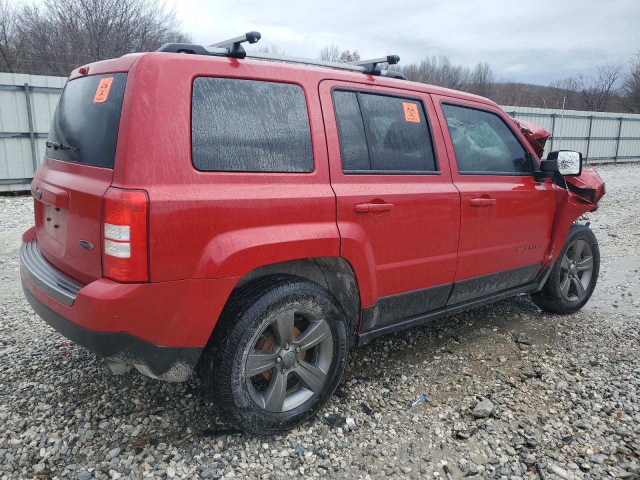 Photo 2 VIN: 1C4NJPBA7GD684999 - JEEP LIBERTY (PATRIOT) 