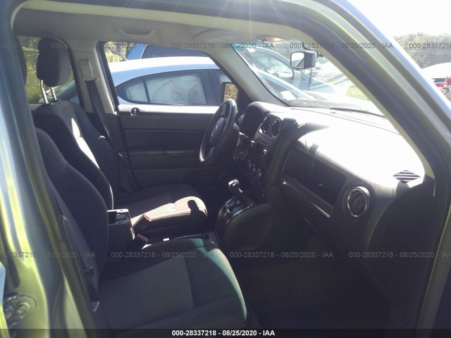 Photo 4 VIN: 1C4NJPBA7GD734445 - JEEP PATRIOT 