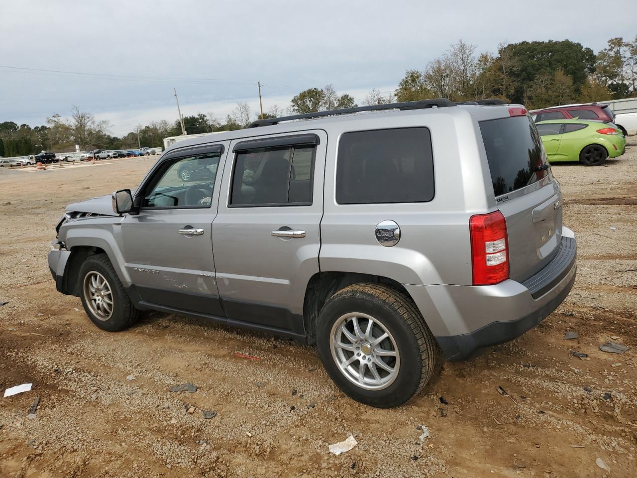 Photo 1 VIN: 1C4NJPBA7GD762004 - JEEP LIBERTY (PATRIOT) 