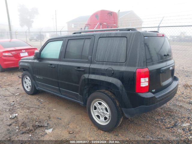 Photo 2 VIN: 1C4NJPBA7HD140651 - JEEP PATRIOT 