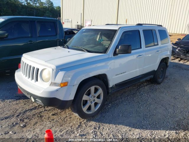 Photo 1 VIN: 1C4NJPBA8CD520753 - JEEP PATRIOT 