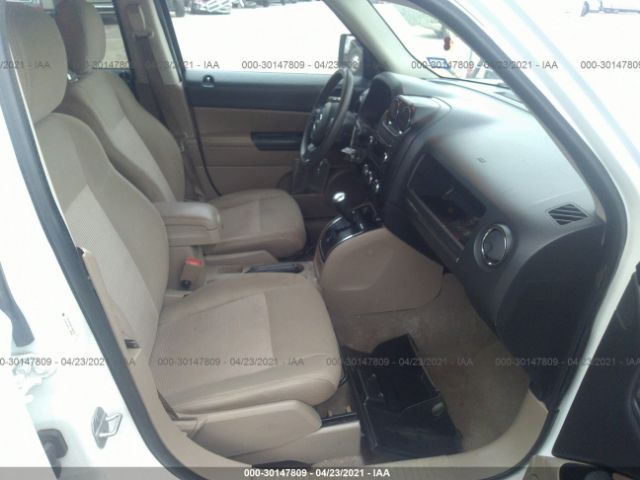 Photo 4 VIN: 1C4NJPBA8CD590575 - JEEP PATRIOT 