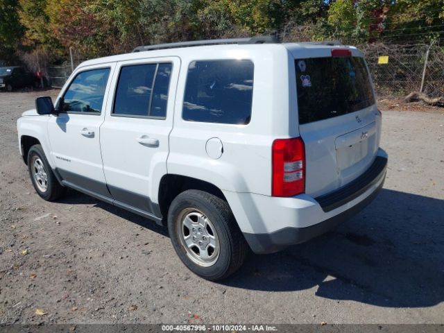 Photo 2 VIN: 1C4NJPBA8FD219713 - JEEP PATRIOT 