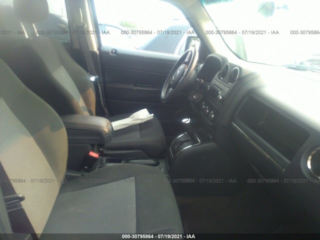 Photo 4 VIN: 1C4NJPBA8FD367621 - JEEP PATRIOT 