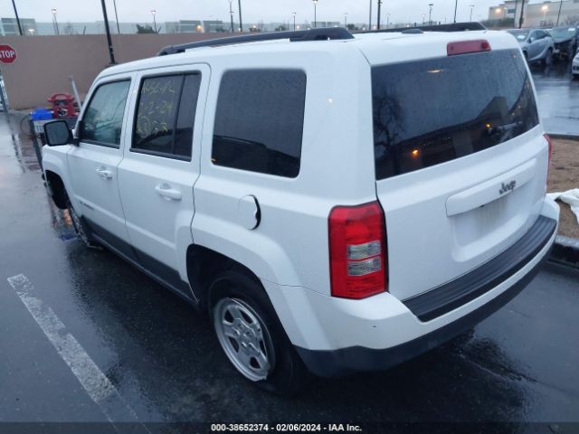 Photo 2 VIN: 1C4NJPBA8GD655740 - JEEP PATRIOT 