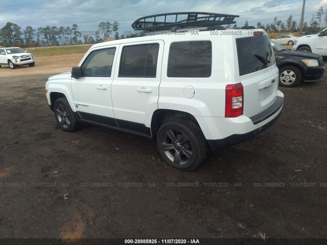 Photo 2 VIN: 1C4NJPBA8GD667368 - JEEP PATRIOT 