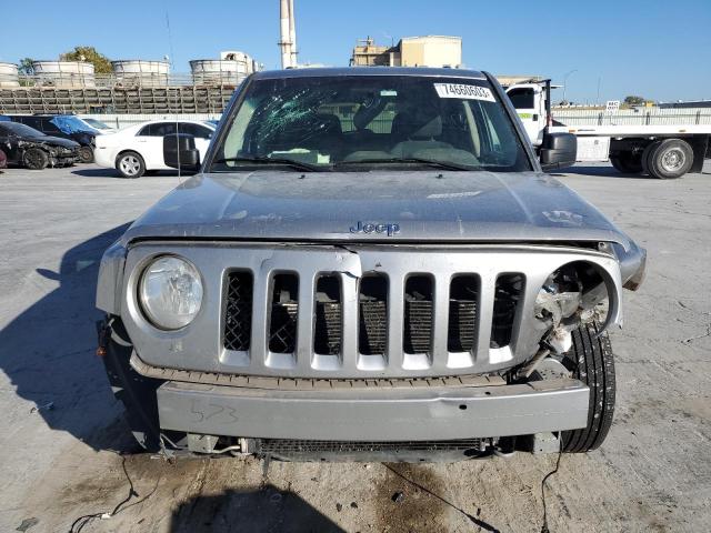 Photo 4 VIN: 1C4NJPBA8GD738438 - JEEP PATRIOT 