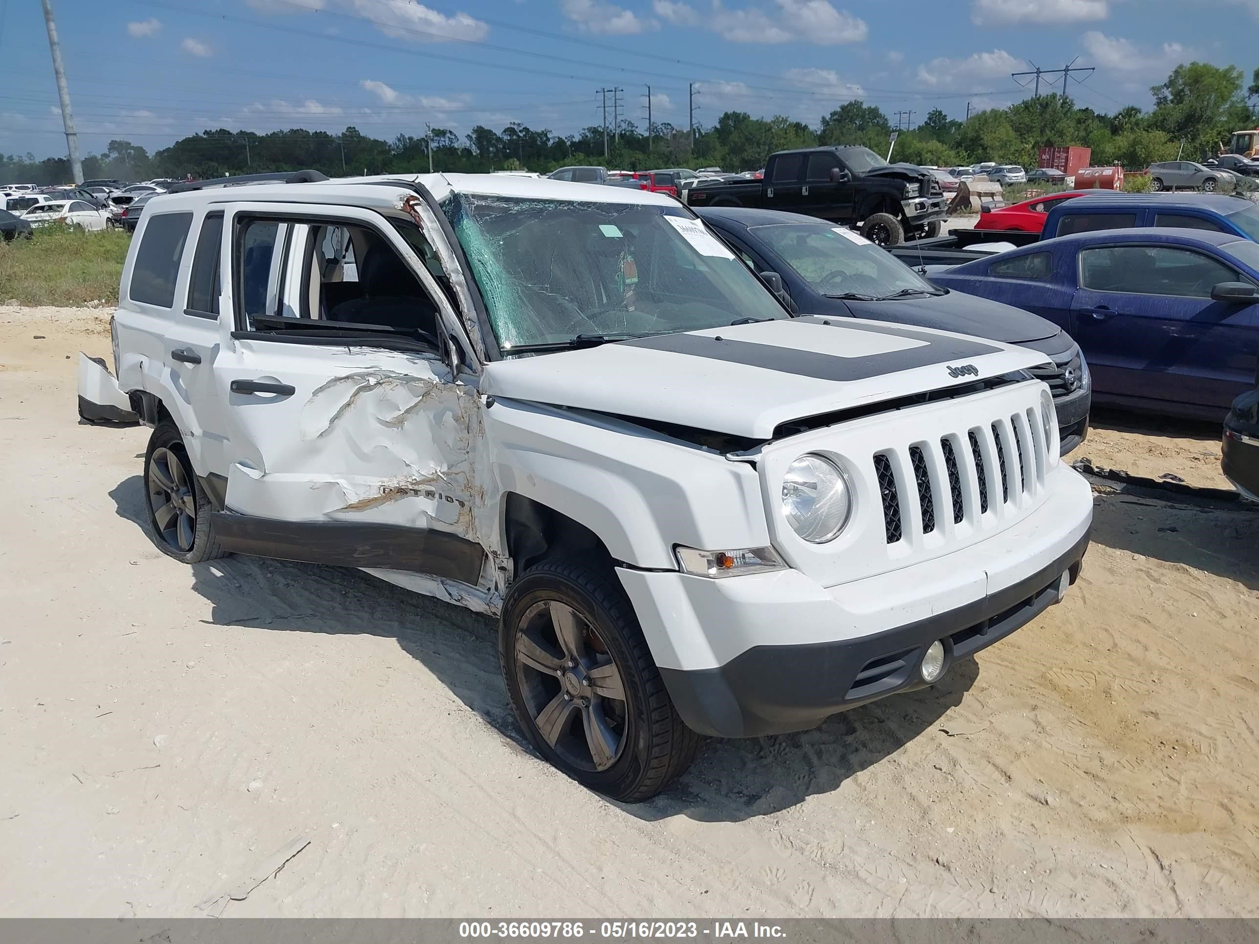 Photo 5 VIN: 1C4NJPBA8GD777272 - JEEP PATRIOT 