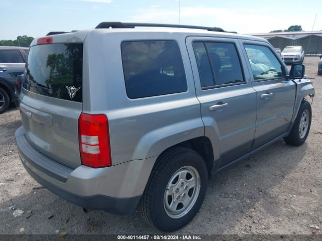 Photo 3 VIN: 1C4NJPBA8HD149715 - JEEP PATRIOT 