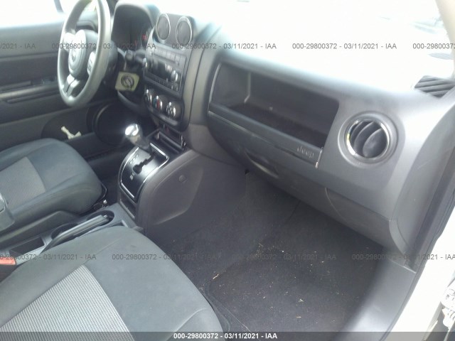 Photo 4 VIN: 1C4NJPBA9CD639105 - JEEP PATRIOT 