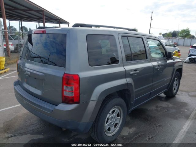 Photo 3 VIN: 1C4NJPBA9ED602218 - JEEP PATRIOT 