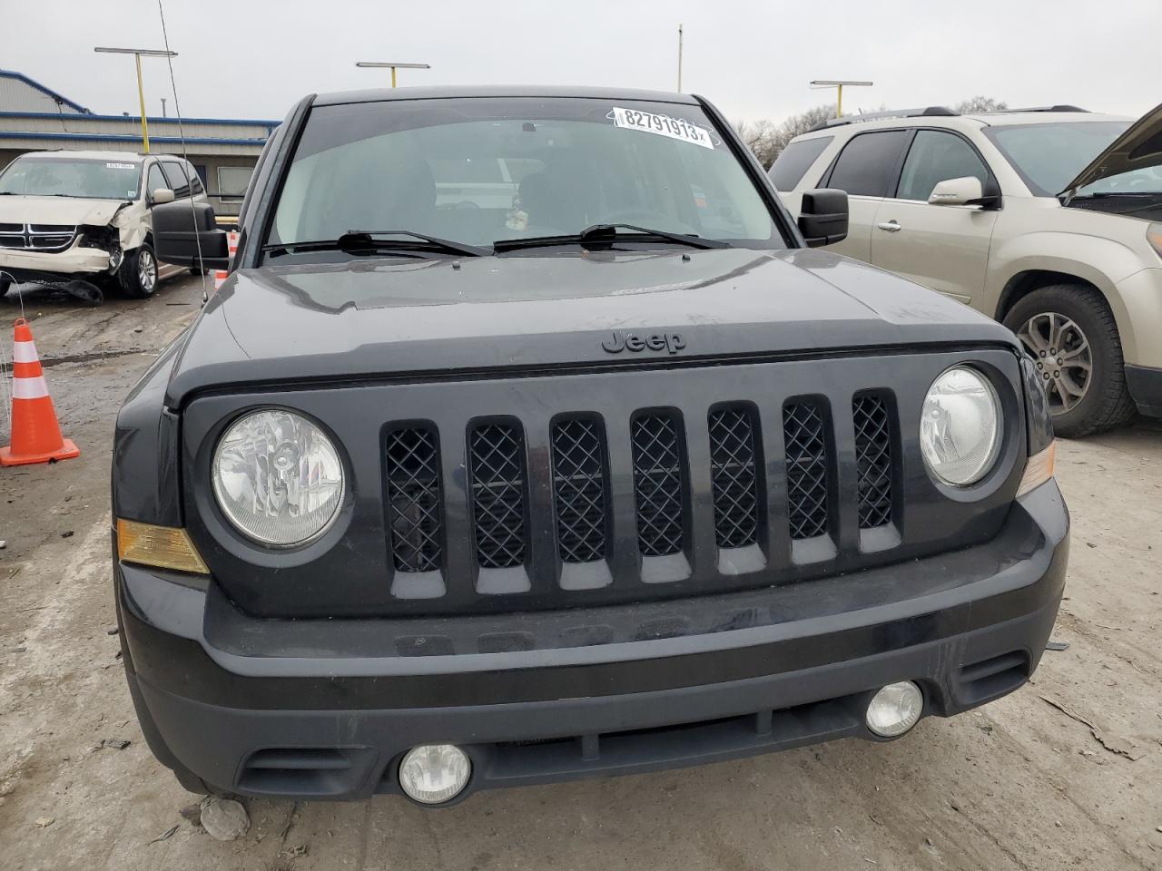 Photo 4 VIN: 1C4NJPBA9FD328407 - JEEP LIBERTY (PATRIOT) 