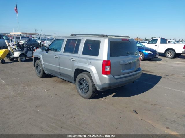 Photo 2 VIN: 1C4NJPBA9GD546896 - JEEP PATRIOT 