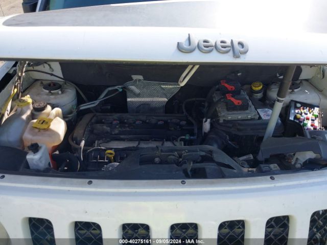 Photo 9 VIN: 1C4NJPBA9GD634475 - JEEP PATRIOT 