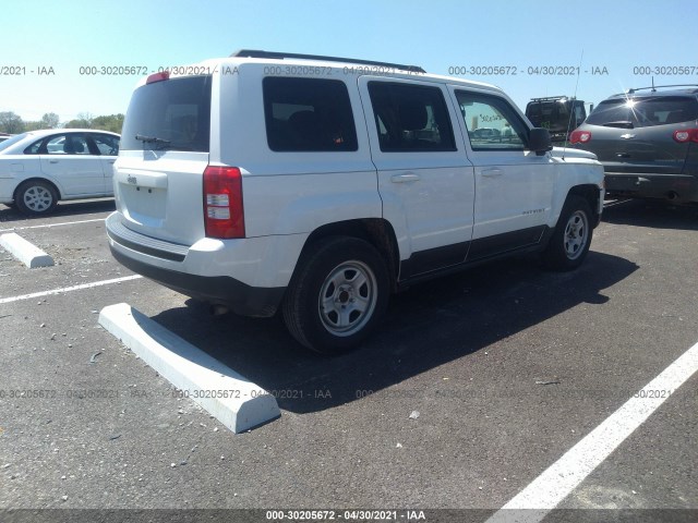 Photo 3 VIN: 1C4NJPBA9GD744202 - JEEP PATRIOT 