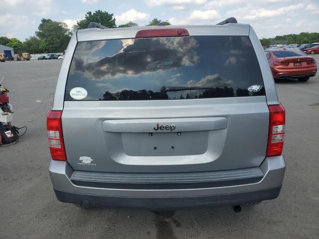 Photo 5 VIN: 1C4NJPBA9GD748573 - JEEP PATRIOT SP 