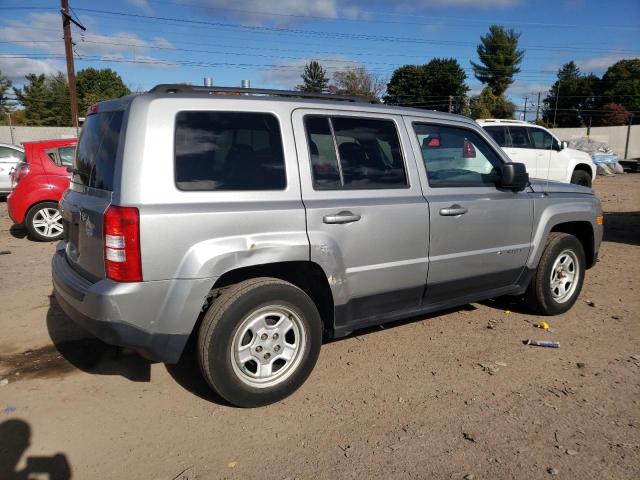 Photo 2 VIN: 1C4NJPBA9GD811526 - JEEP PATRIOT SP 