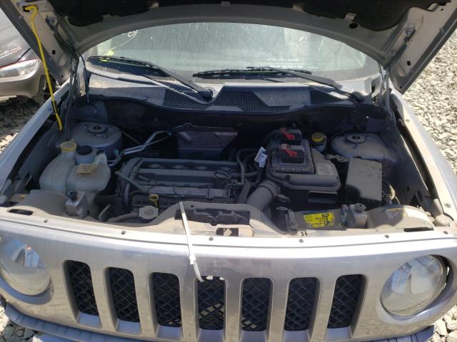 Photo 6 VIN: 1C4NJPBA9HD213017 - JEEP PATRIOT SP 