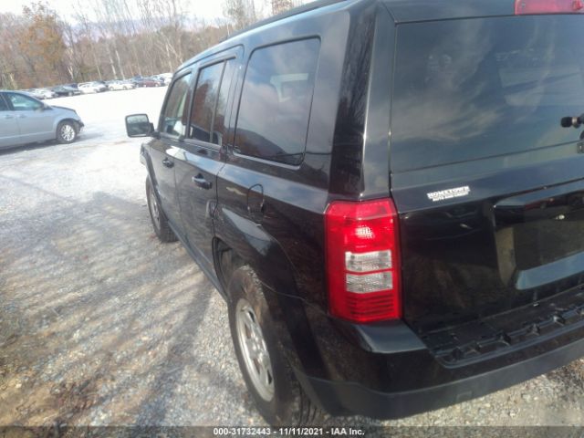 Photo 2 VIN: 1C4NJPBAXCD722834 - JEEP PATRIOT 