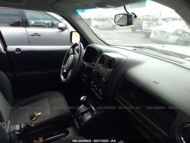 Photo 4 VIN: 1C4NJPBAXED703543 - JEEP PATRIOT 