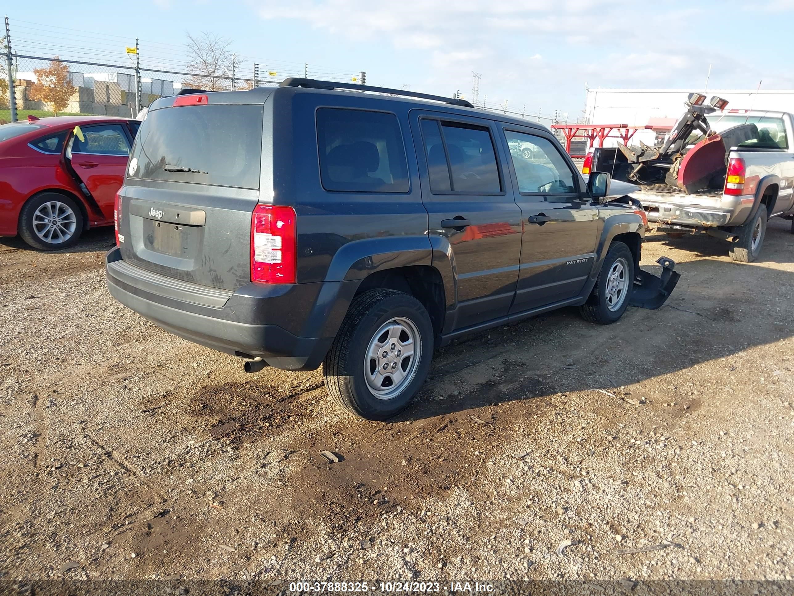 Photo 3 VIN: 1C4NJPBAXED856374 - JEEP LIBERTY (PATRIOT) 