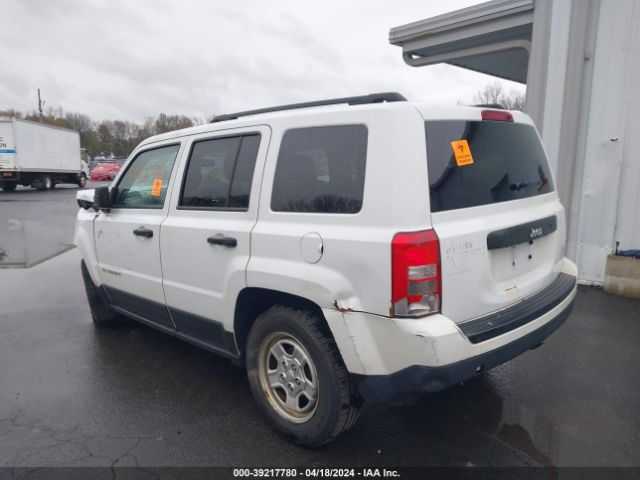 Photo 2 VIN: 1C4NJPBAXFD335737 - JEEP PATRIOT 