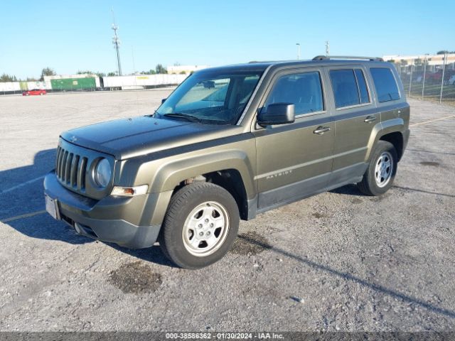 Photo 1 VIN: 1C4NJPBAXFD418634 - JEEP PATRIOT 