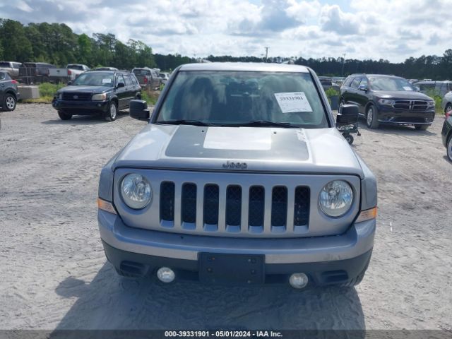 Photo 5 VIN: 1C4NJPBAXGD634372 - JEEP PATRIOT 