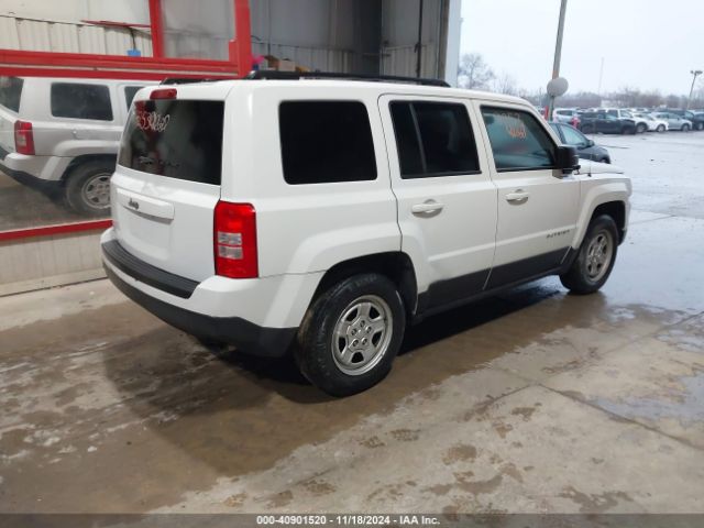 Photo 3 VIN: 1C4NJPBAXGD659952 - JEEP PATRIOT 